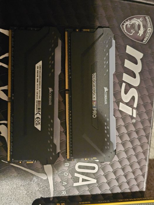 MSI krait z170 + i5 6600k + 16 gb ram