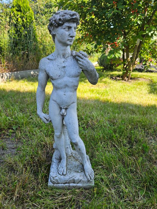 Piękna figura z betonu Michał Anioł : Dawid - Tanio