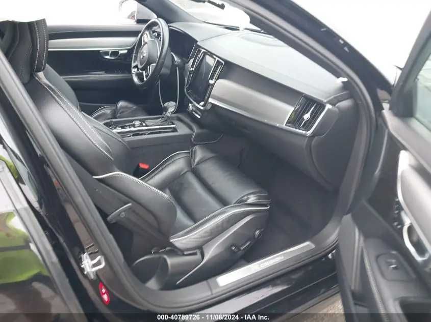 Капот та інше  Volvo V90 розборка