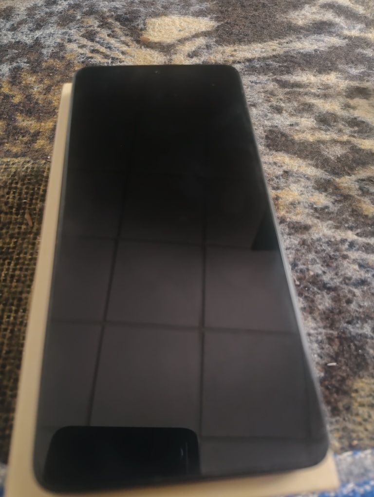 Poco x6 pro 5g 12 gb RAM 512 GB memória