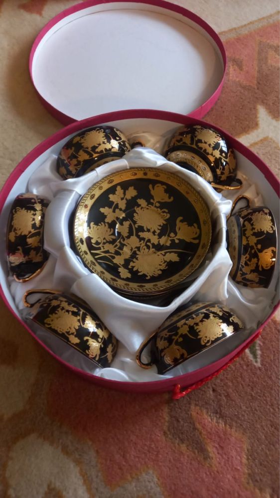 Zestaw filiżanek z chińskiej porcelany