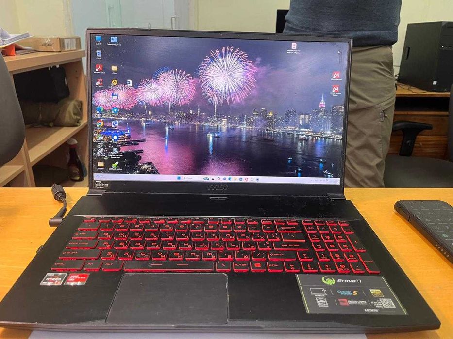 Ноутбук MSI Ryzen-4600H_Radeon-RX5500 - 4Gb_16/(SSD512 + HDD/1000)