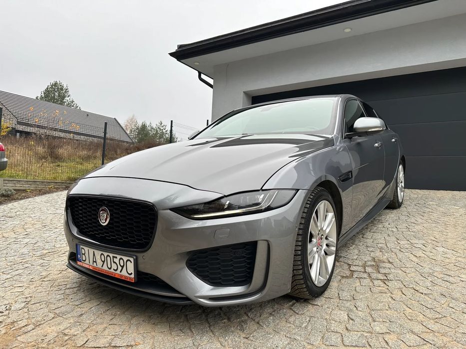 Jaguar XE Jaguar XE R-Dynamic Lift • 250KM • Full LED • 51tys km • Brązowa skóra