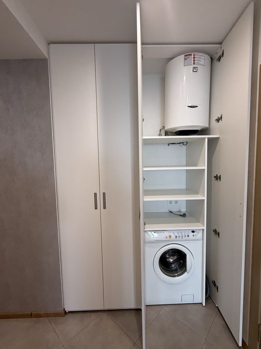 Продаж квартири з видом р.Дніпро вул.Жужоми