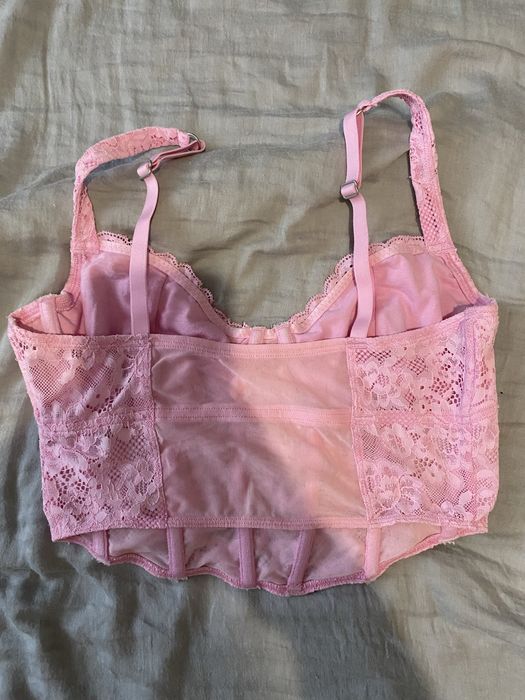 Rózowy top koronkowy