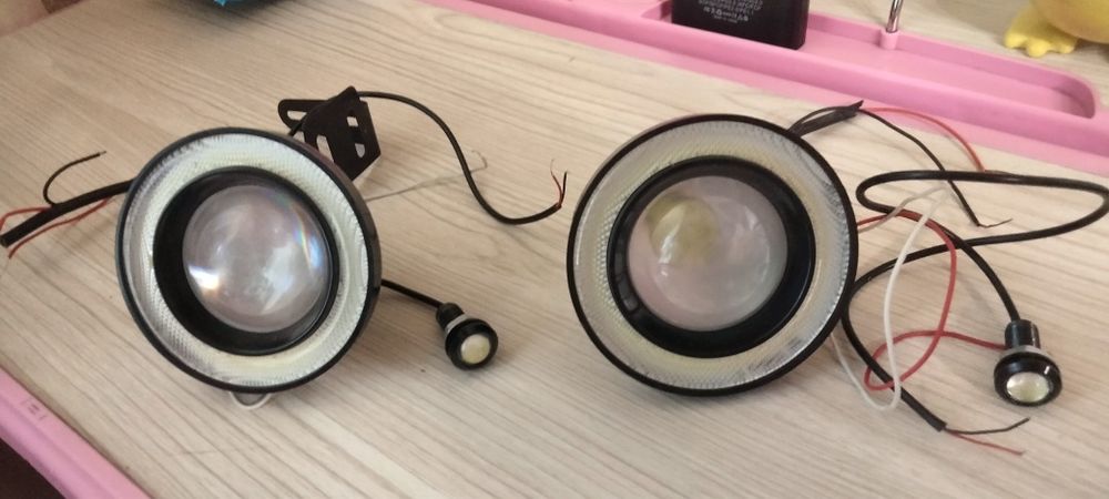 Лампочки лед з кріпленям