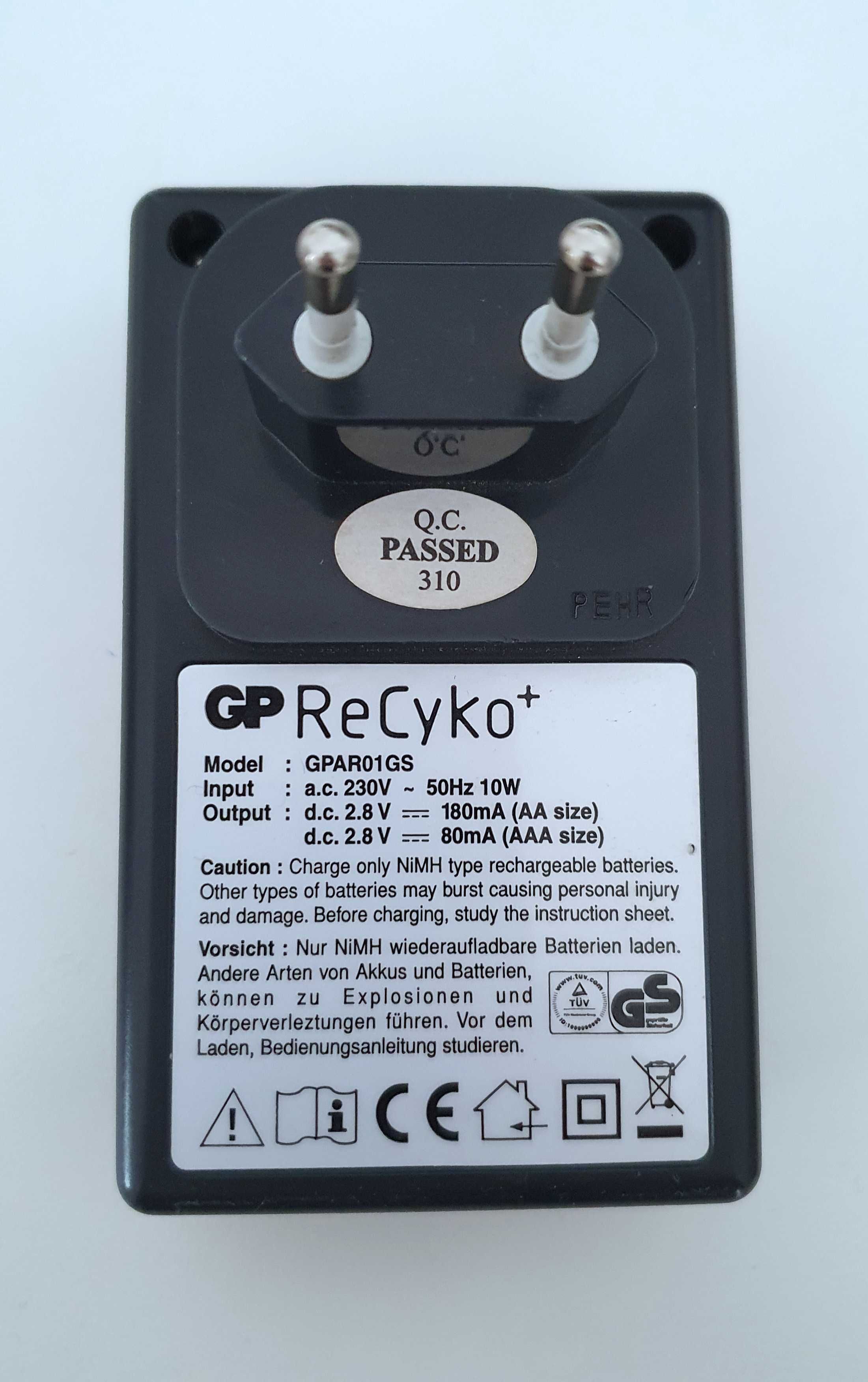 ReCyko+ Ładowarka akumulatorów NiMH 4xAAA lub 4xAA