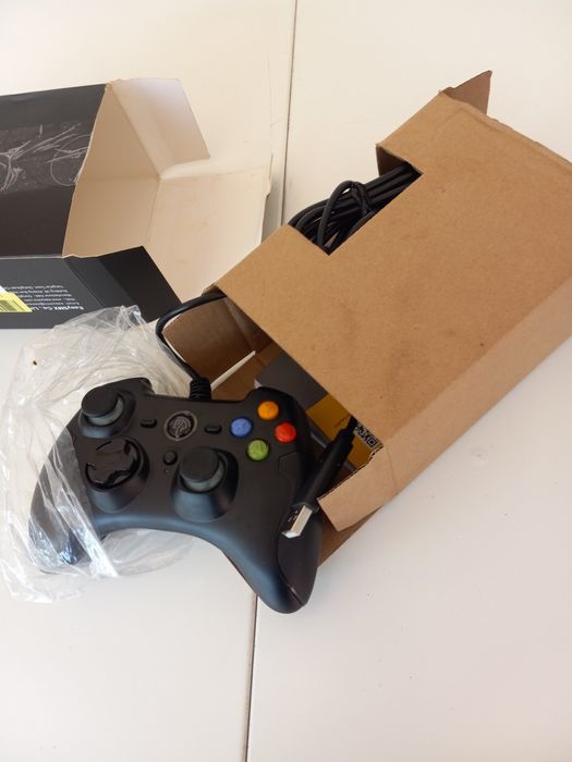 Pad do gier uniwersalny