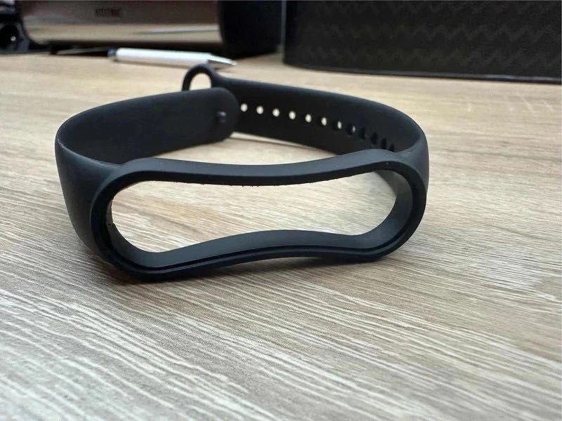 Pasek Zamienny QIKtech do Xiaomi Mi Band 4 5 6 7 Czarny Wytrzymały