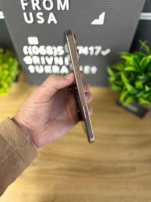 Apple Iphone 16 Pro Max 256 GB Desert Titanium Neverlock