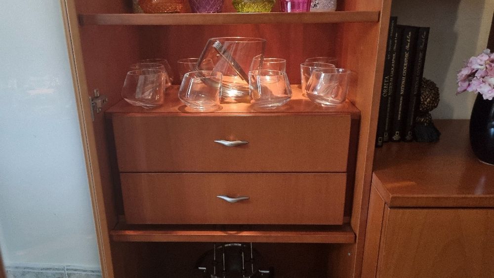 Móvel TV com cristaleira e bar OFERTA MESA CENTRO ...DESCIDA de preço