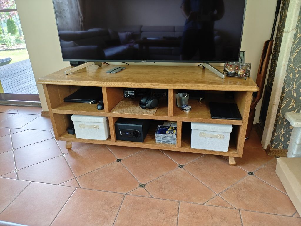 Stolik RTV 135x50x55wys debowy