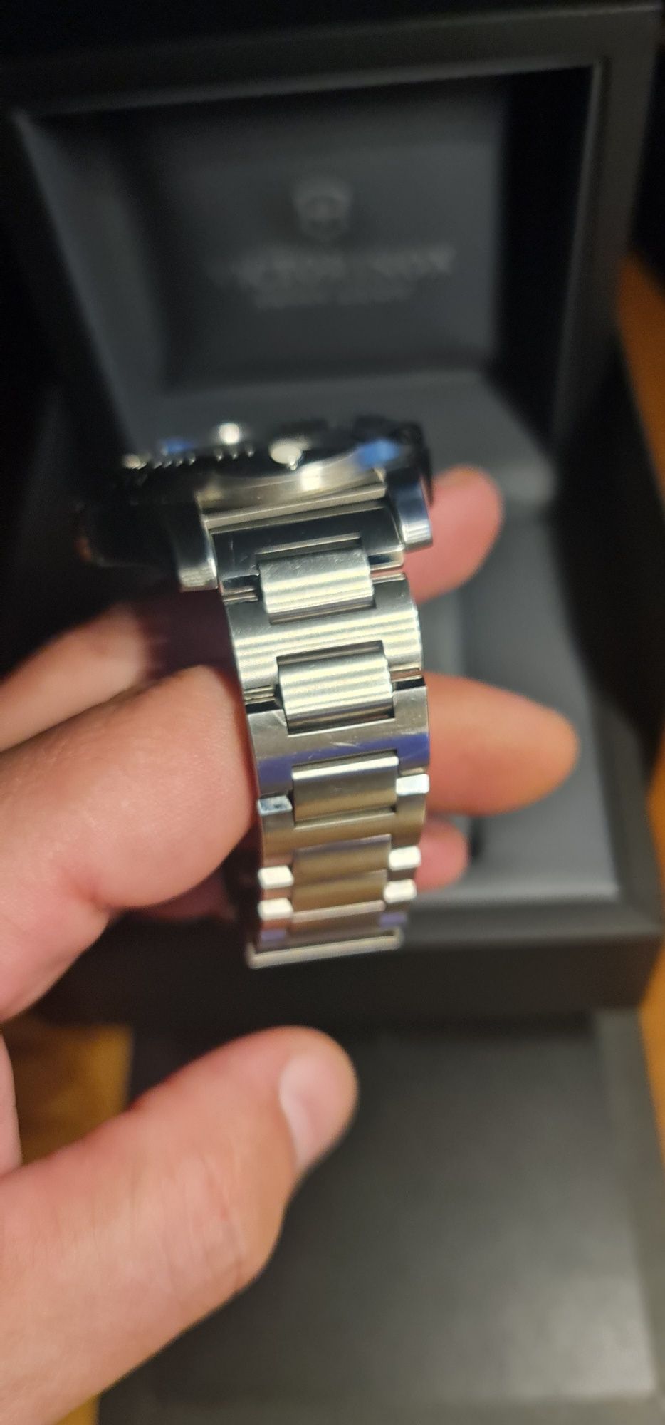 Годинник Victorinox INOX professional Swiss Army V241781