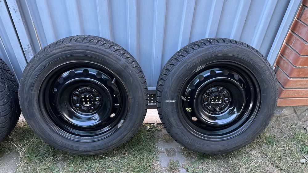 Металевий диск 16х6 1/2 r16 5х114.3 з зимовою гумою комплект 4 штуки