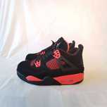 Jordan4RetroRedThunder r.39