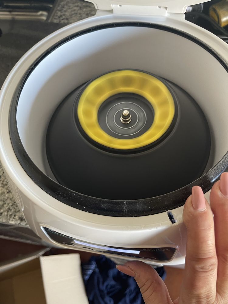 Centrifugadora digital de laboratório