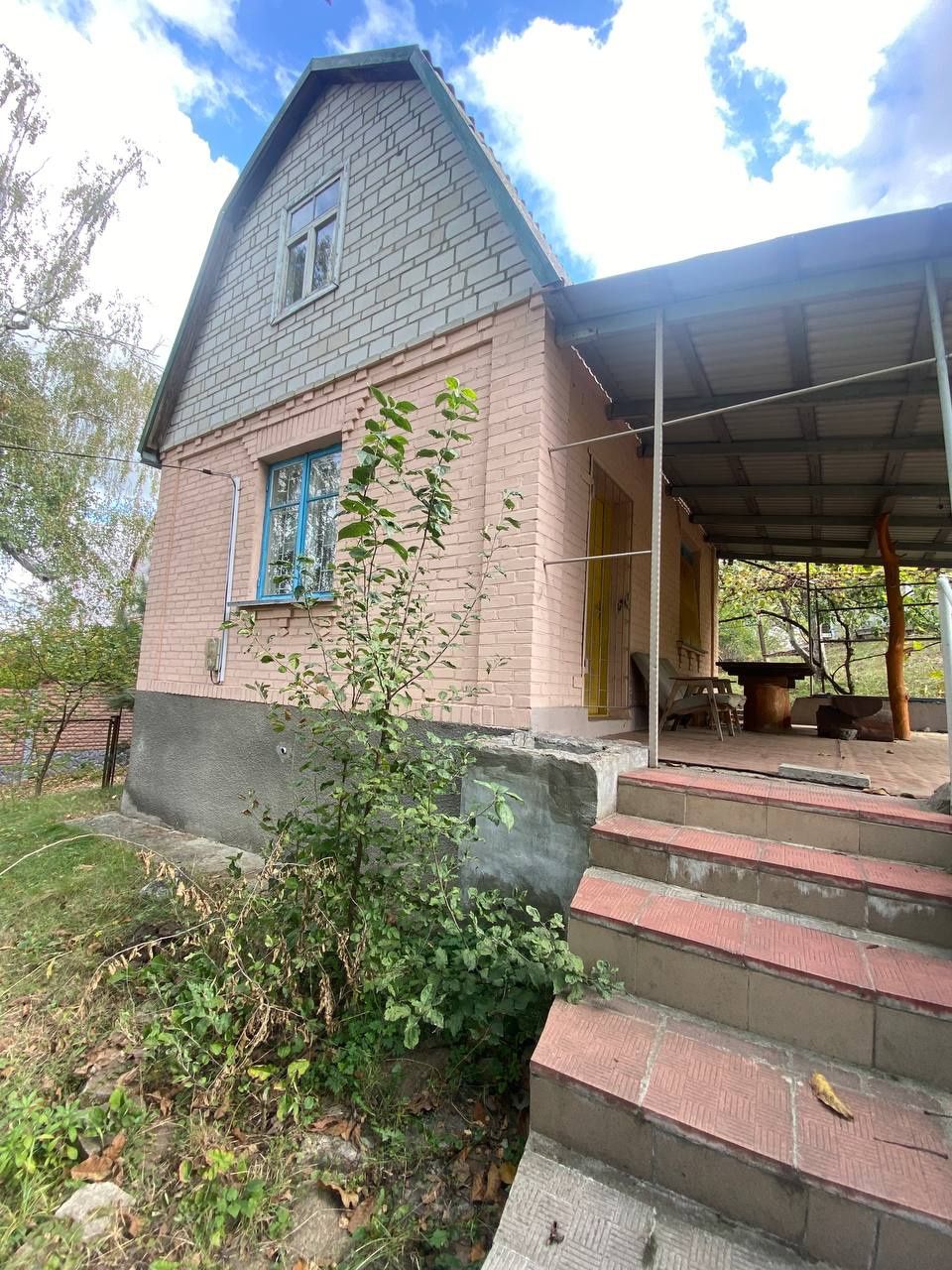 Продаж дачного будинку в с.Шкаріква