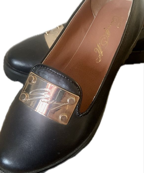 Якісні жіночі туфлі