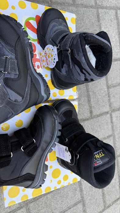 22,26,27, 32 Tofino новые термо ботинки на мальчика фирменые сноубутцы