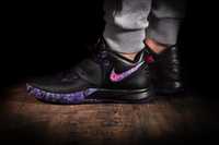 Nike Kyrie Irving NBA Flytrap 3 42,5 27cm Purple