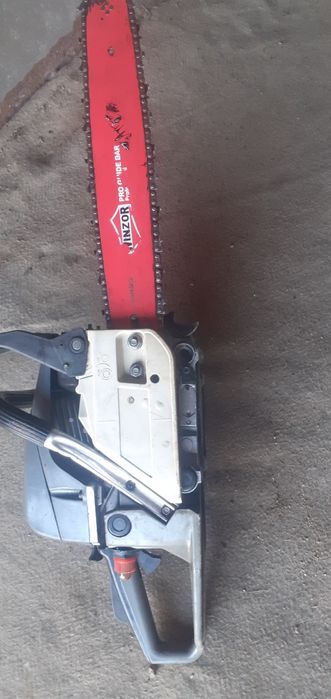 Продам бензопилу