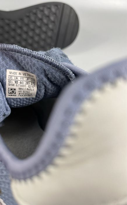 Кросівки Adidas Iniki 44 розмір (по устілці 28.5 см)