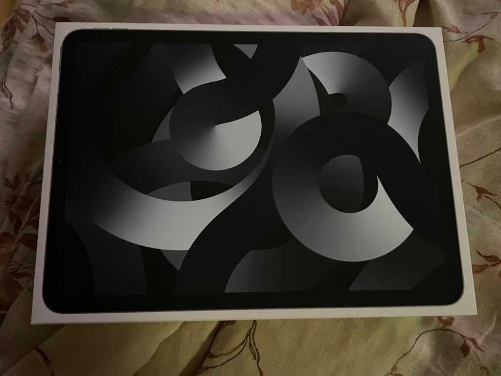 Apple iPad Air M1 10 cali 5 Generacji