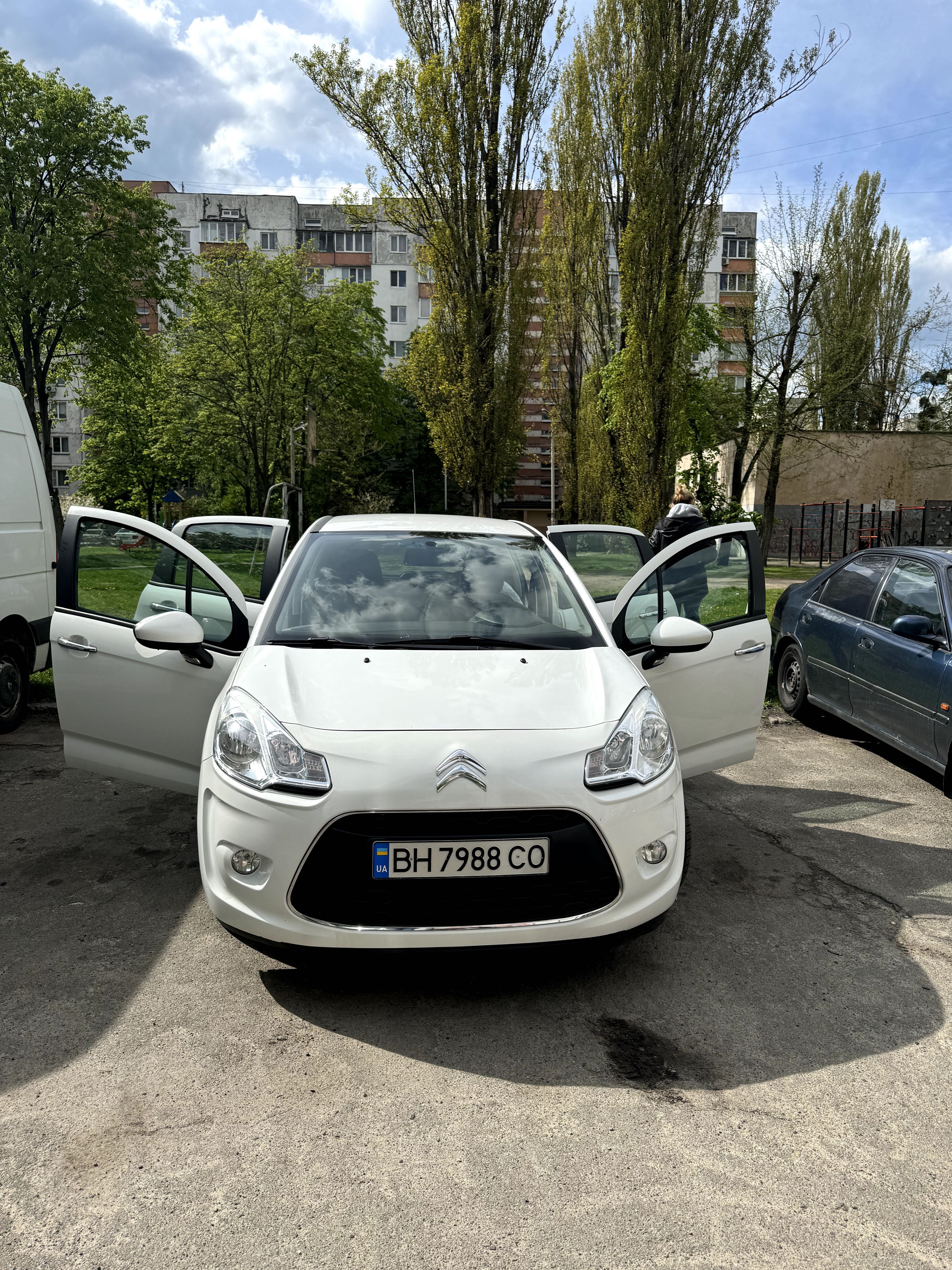 автомобіль Citroen C3