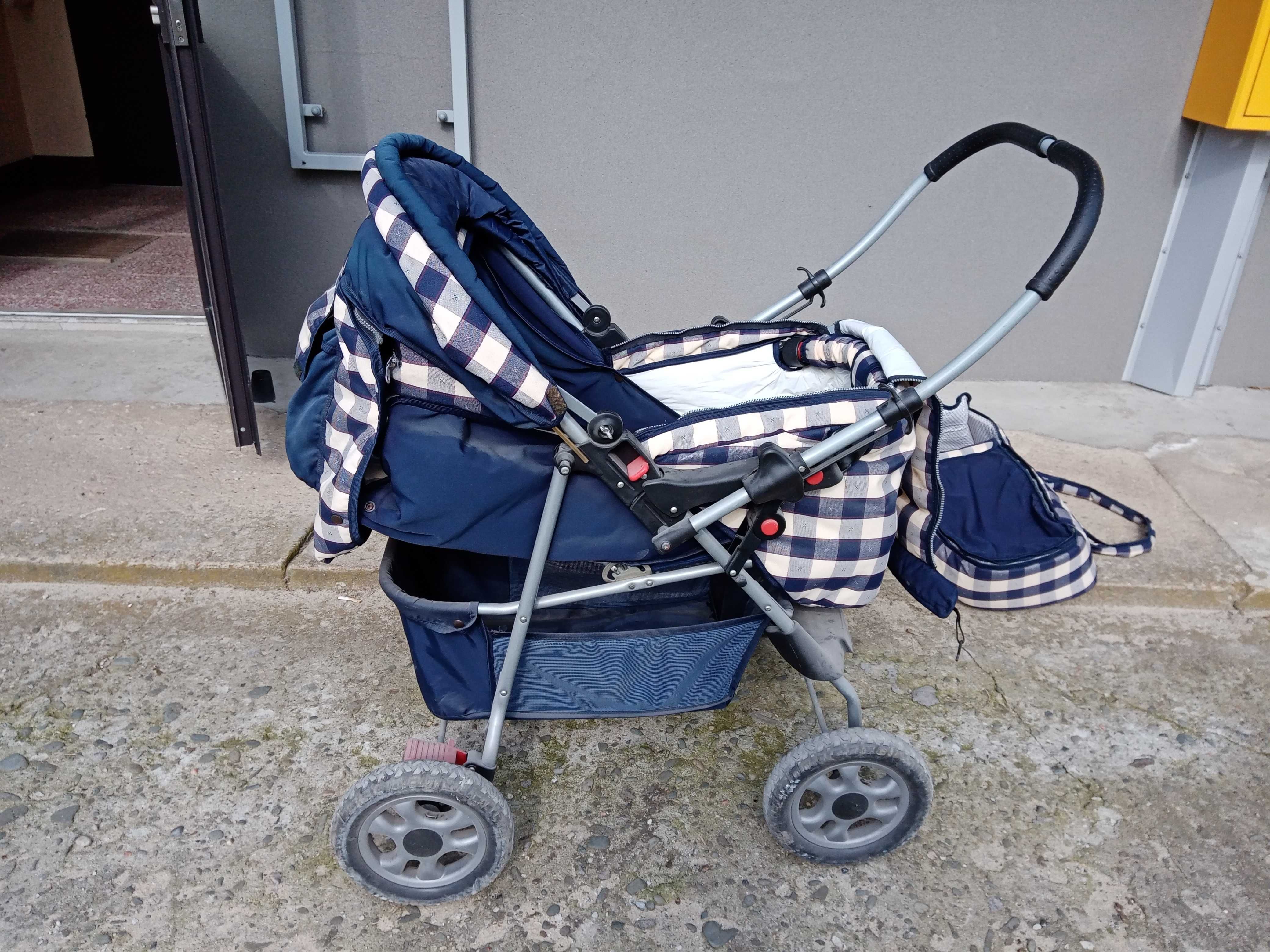 Wózek dziecięcy dla niemowlaka z gondolą jak i spacerówka 2w1