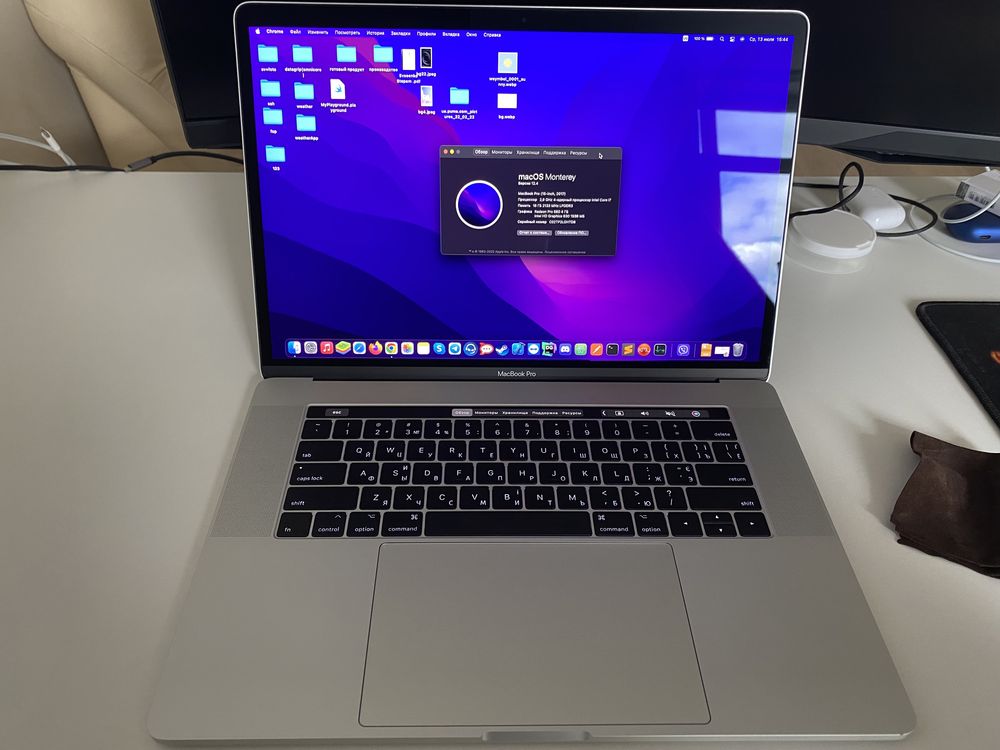 MacBook pro 15,4 2017 touchbar 16gb 512ssd