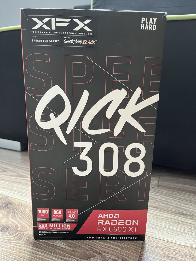 XFX Radeon RX 6600 XT Speedster QICK Black 8GB GDDR6