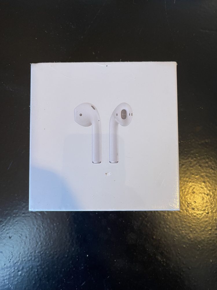 Airpods novos ..