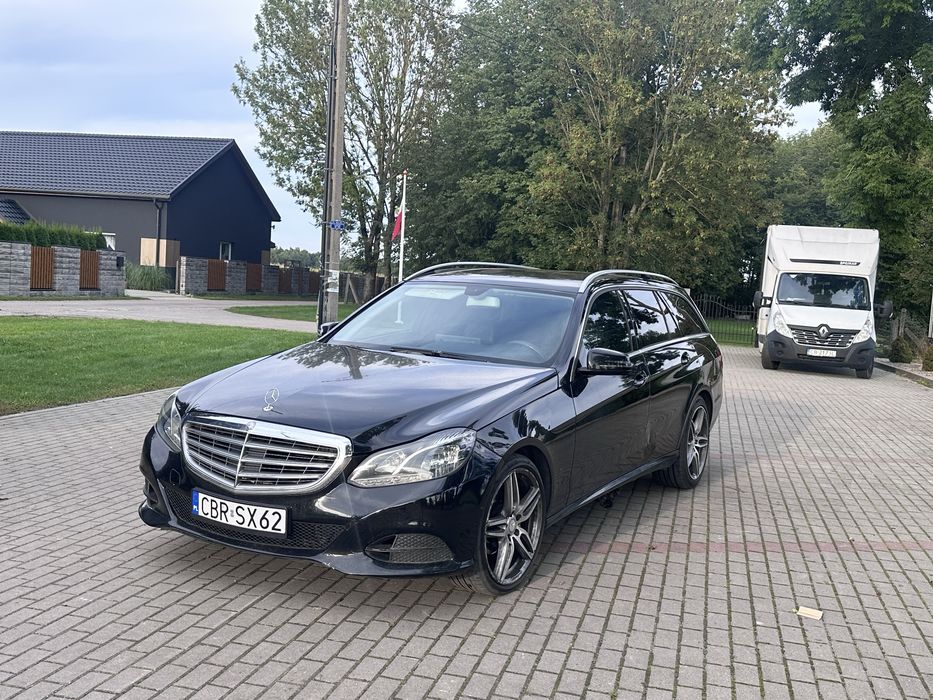 Mercedes w212 e220 cdi lift skóry tablet