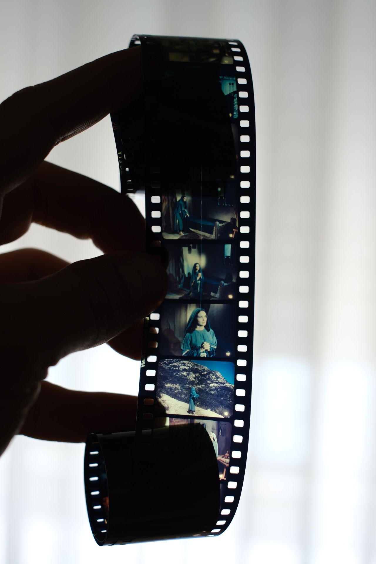 Caixa com foto filme A Anunciação