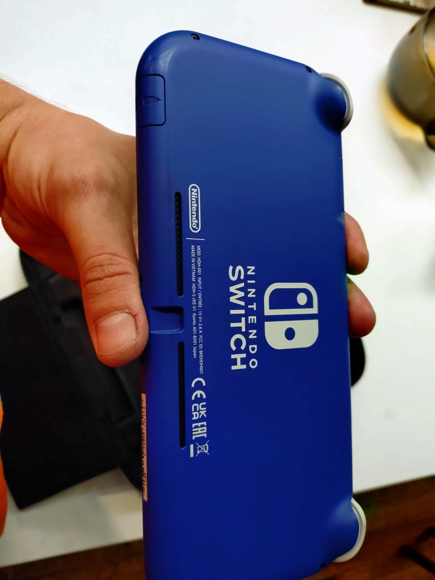 Nintendo switch lite