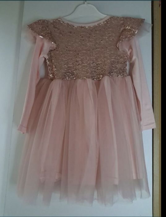 Плаття з паєтками, розмір 104