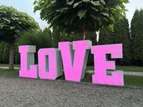 Sprzedam napis LOVE.