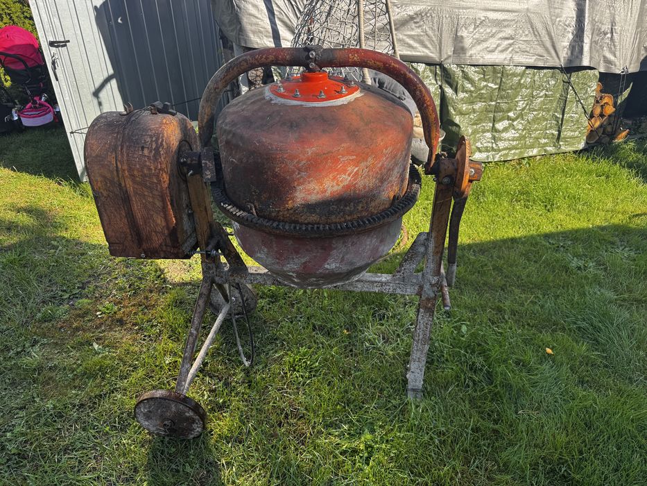 Betoniarka budowlana 230V