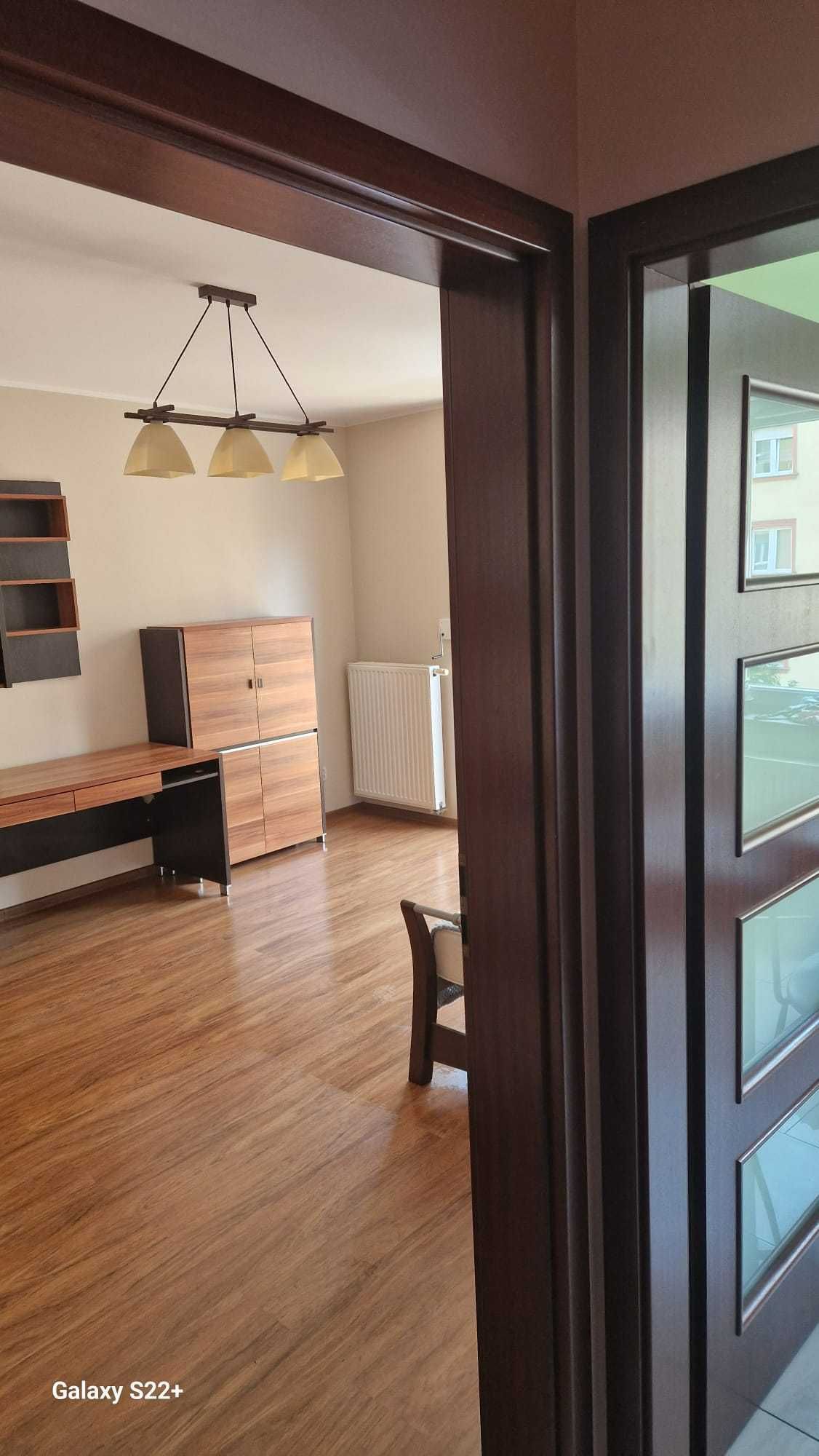 Wynajmę pokój w mieszkaniu 3 pokojowym. Wrocław, Krzyki, Huby