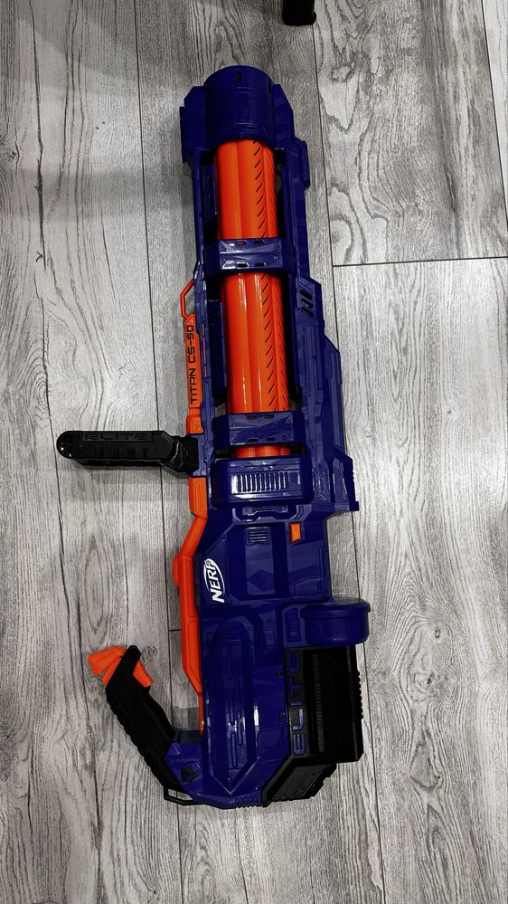 Бластер Nerf Elite Titan CS-50