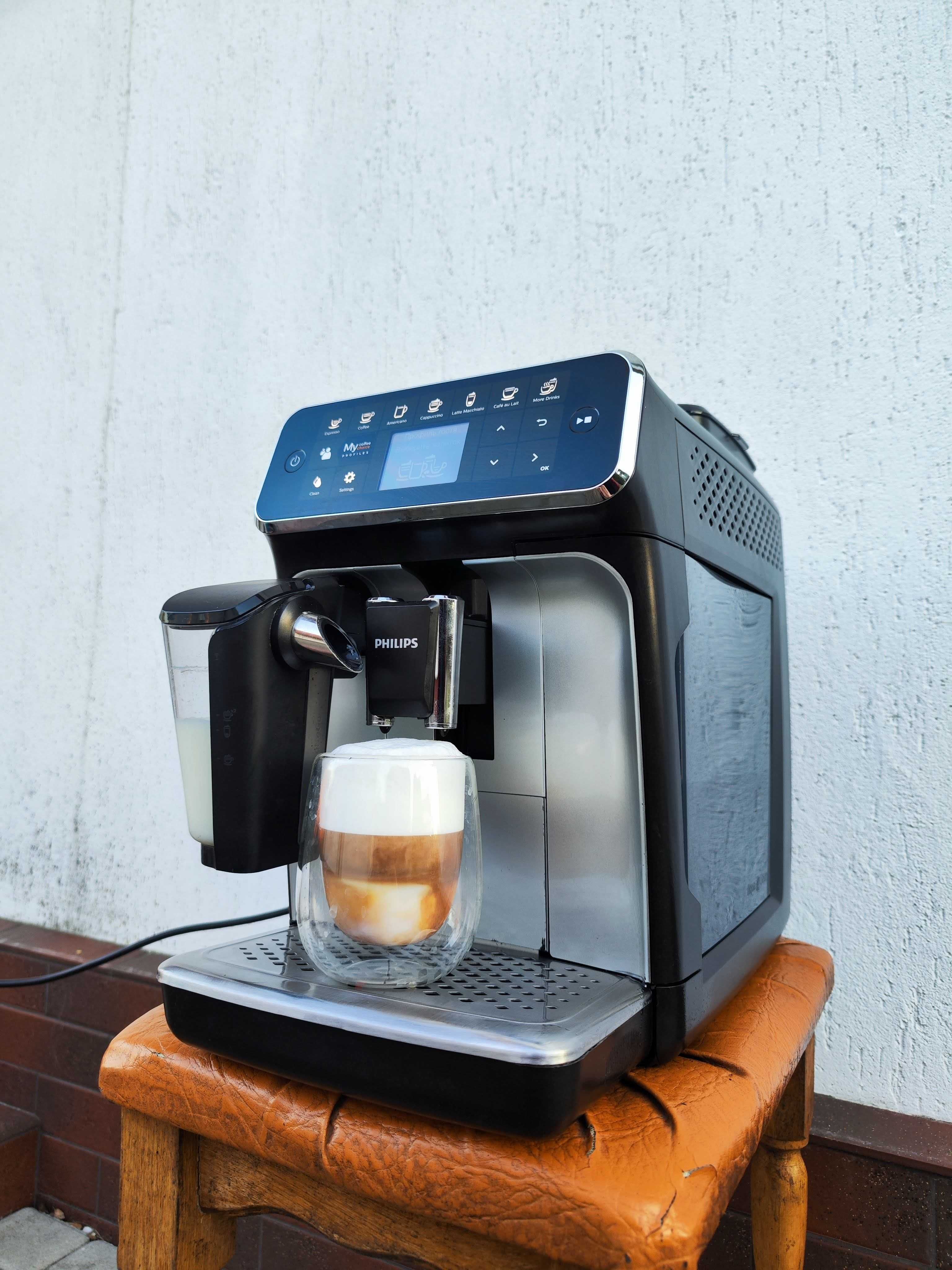Кавомашина кофемашина Philips LatteGo Series 4300 Ep4346