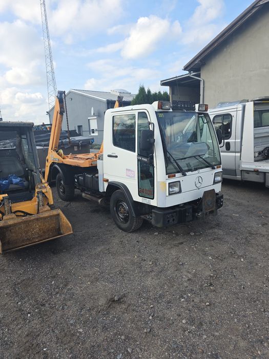 Ux100 unimog bramowiec pojazd komunalny 4x4 chodniki