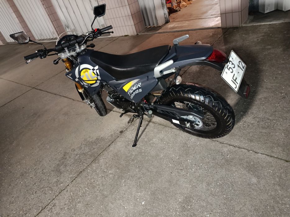 I-Moto Tiger Super Moto 125
