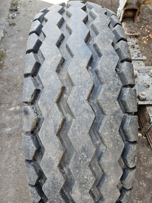 Koło opona 12,5-20 Brandys  felga BSS