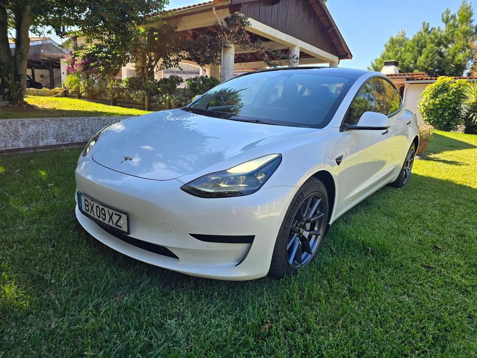 Tesla Model 3 Standard Range Plus RWD
