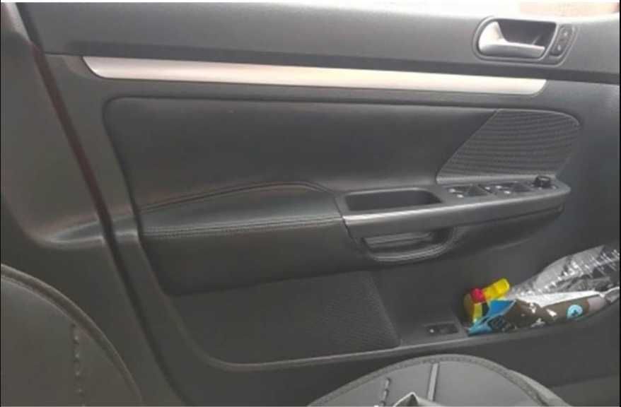 Комплект для перетяжки дверних карт Golf 5 Jetta 5 VW 2005-2010