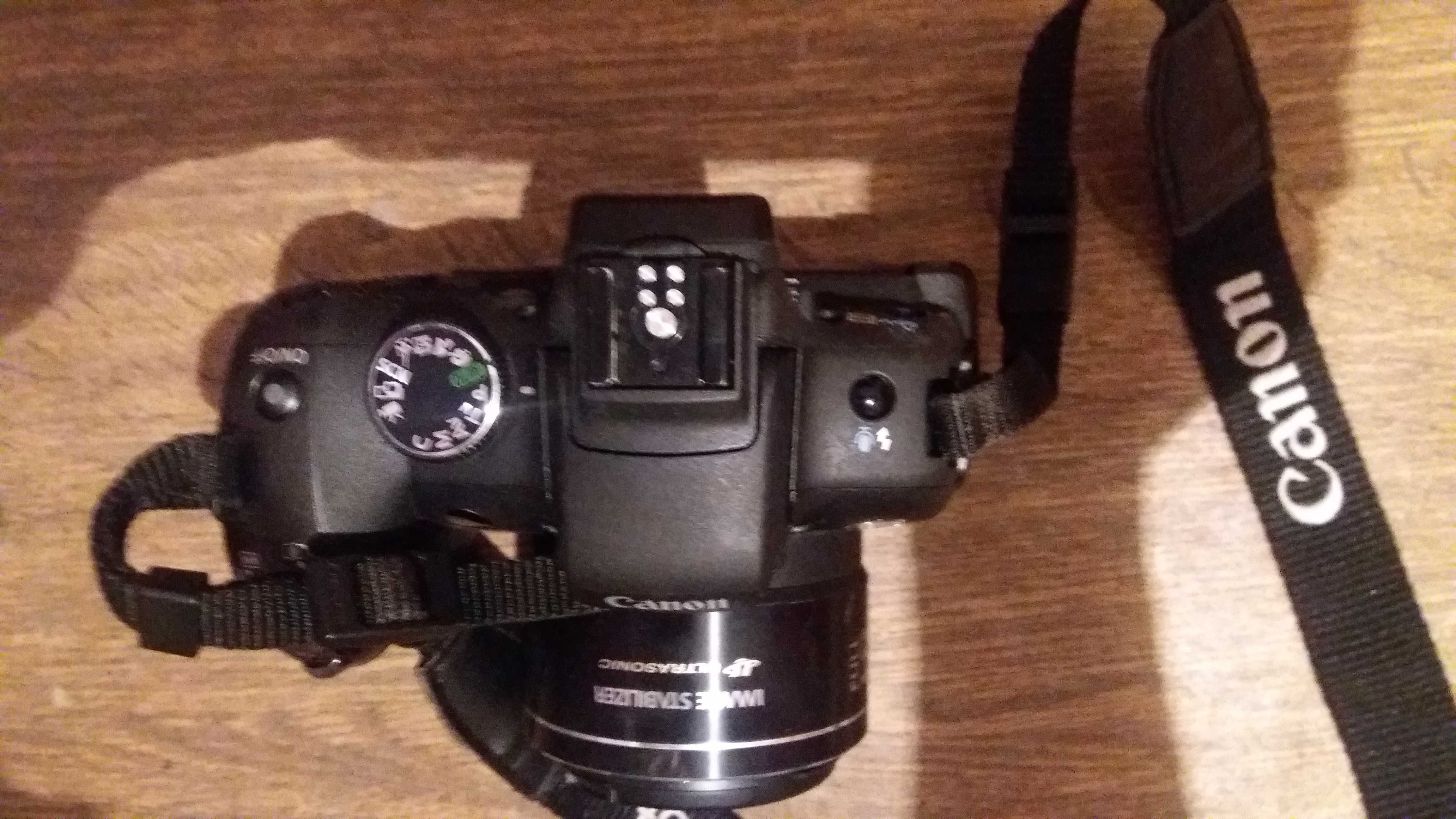 Фотоапарат Canon Power Shot SX1 IS