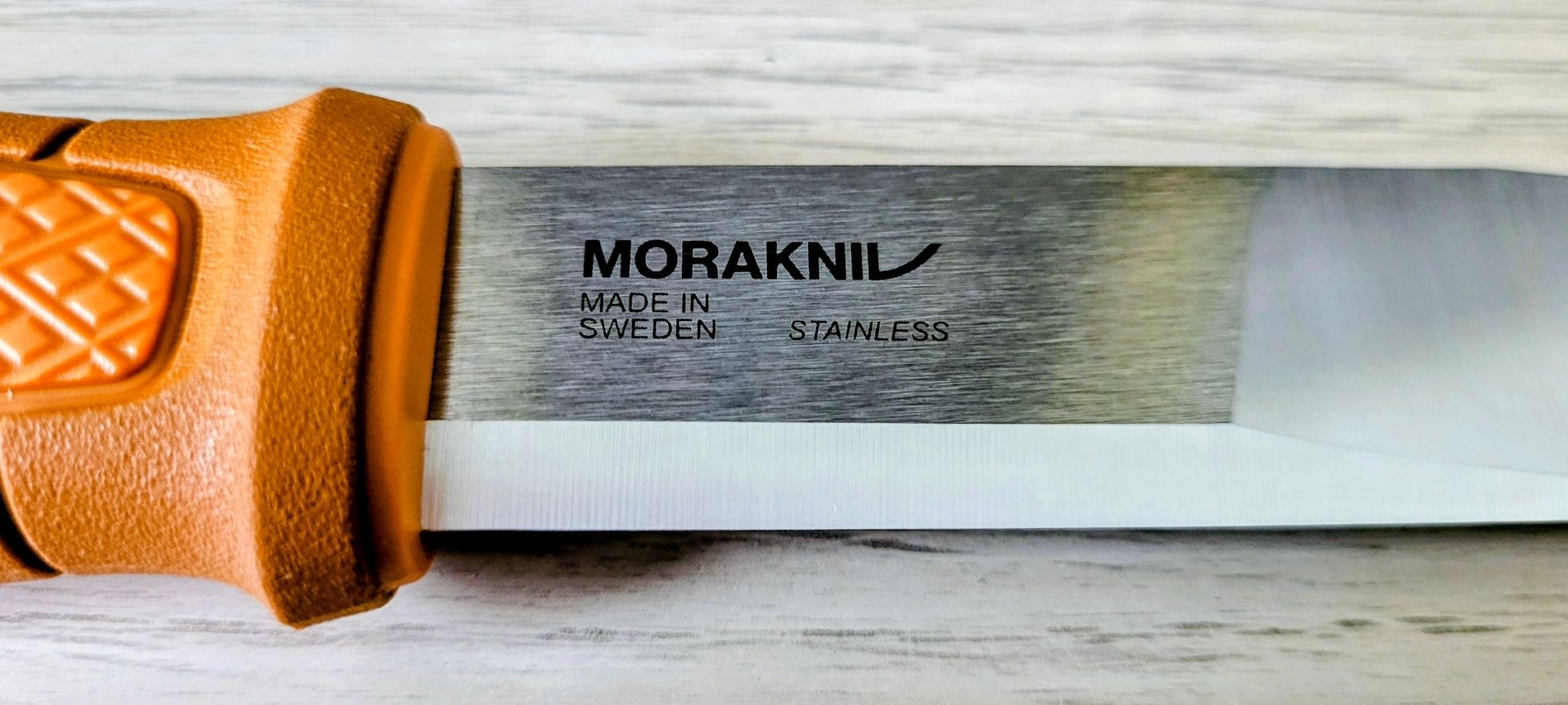 Nóż Mora Kansbol Stainless Burnt Orange - pomarańczowa, nierdzewna