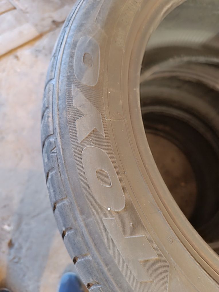 255/50 R19 Toyo .