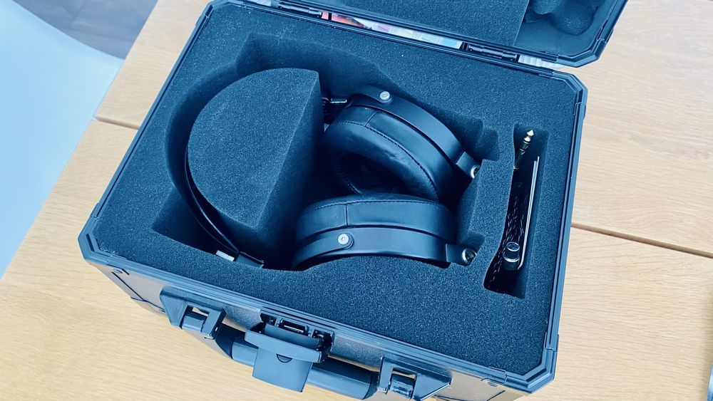 Audeze LCD-X headphones Hi End